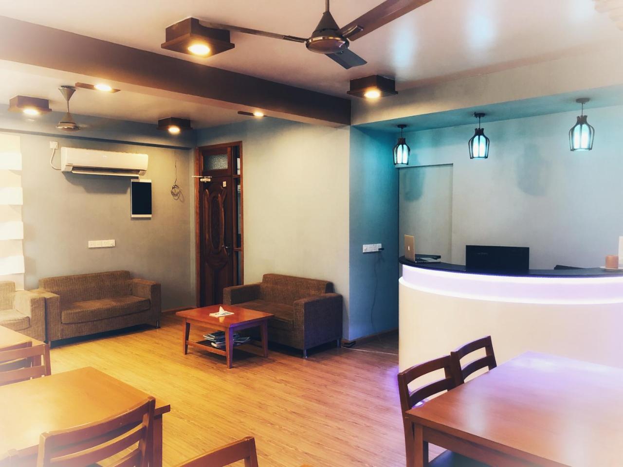 Brize Inn Hulhumale Exterior foto